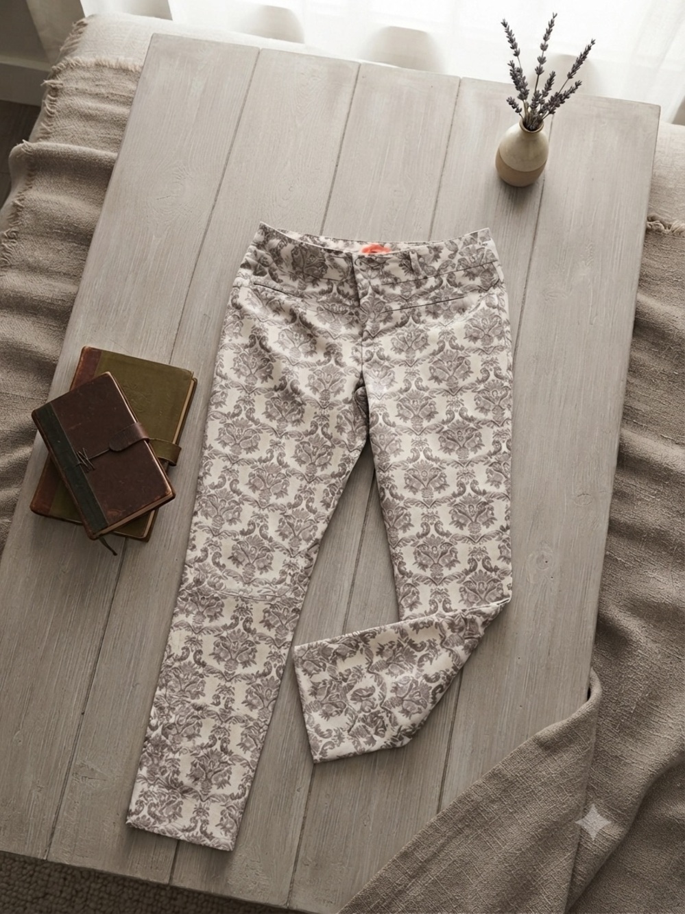 Cartonnier by Anthropologie Taupe demask Skinny Pants